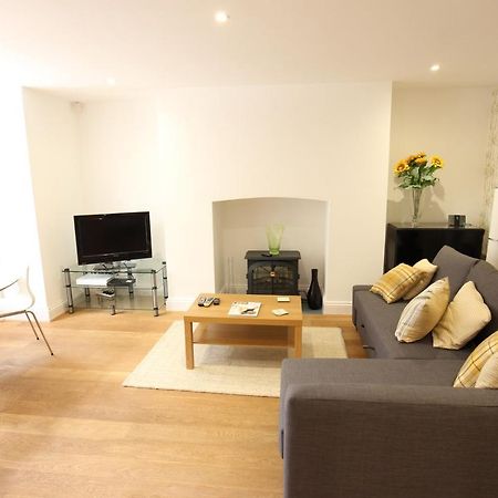 יורק Priory House Apartments מראה חיצוני תמונה