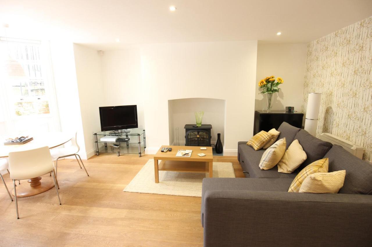 יורק Priory House Apartments מראה חיצוני תמונה