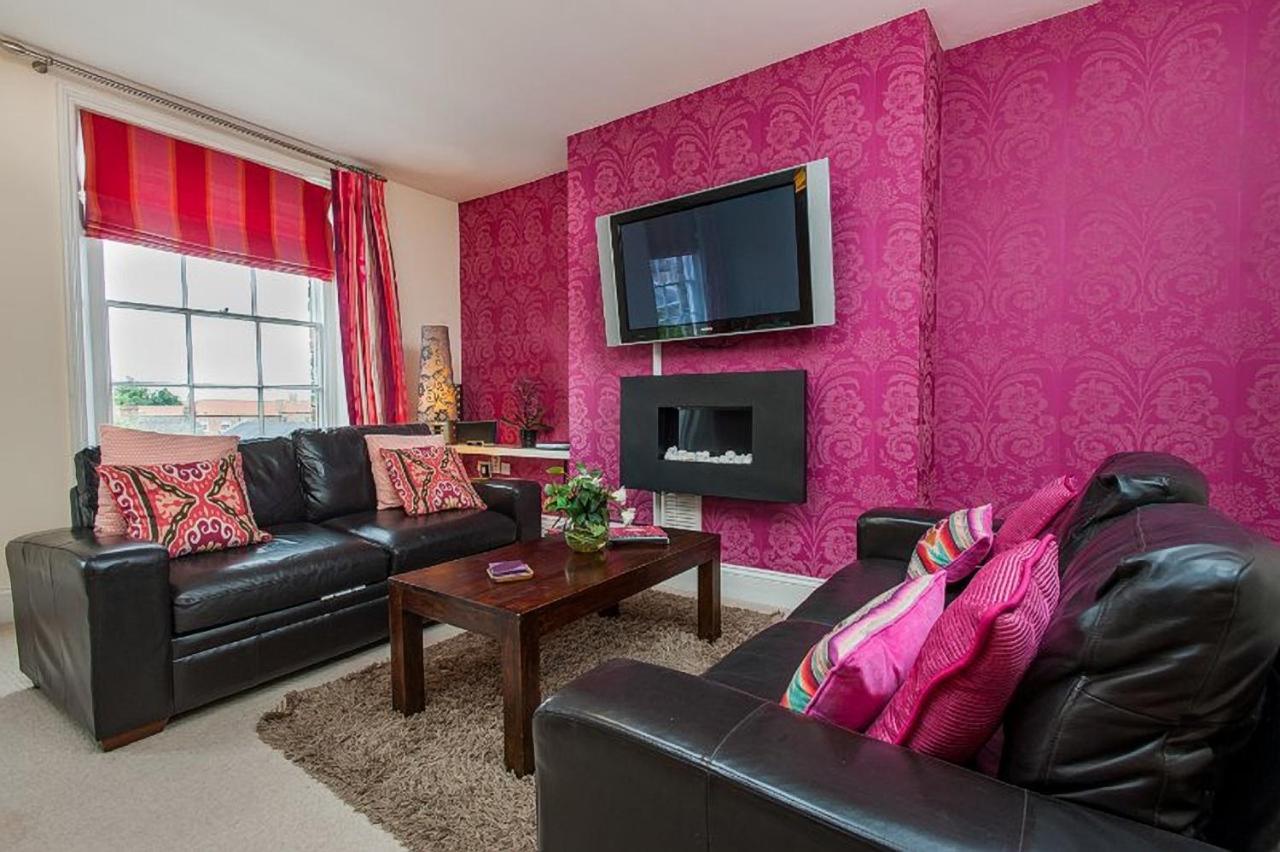 יורק Priory House Apartments מראה חיצוני תמונה